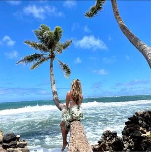 Meet your Posher, Madalina